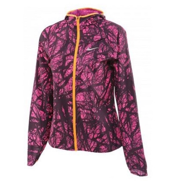 Nike‎ Enchanted Impossibly Light Running Jacket - Picture 9 of 9